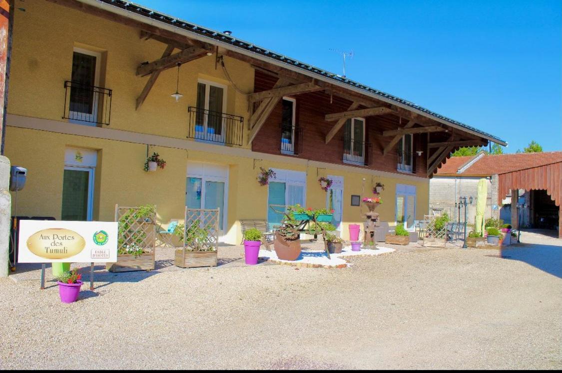 Bussy-le-Château Chambres D'Hotes Aux Portes Des Tumuli المظهر الخارجي الصورة