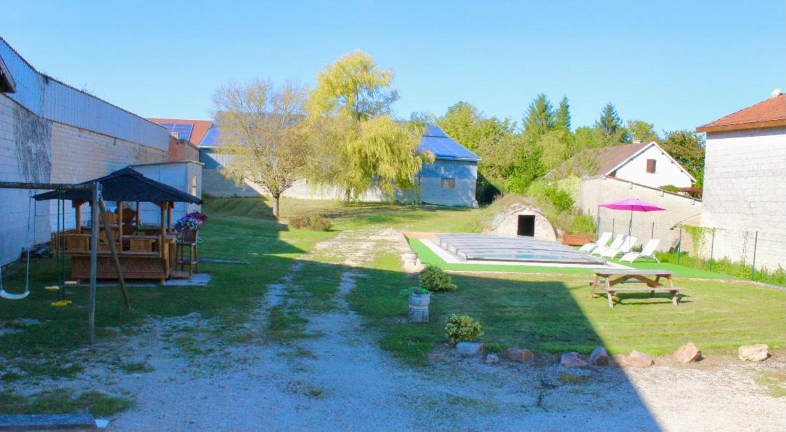 Bussy-le-Château Chambres D'Hotes Aux Portes Des Tumuli المظهر الخارجي الصورة